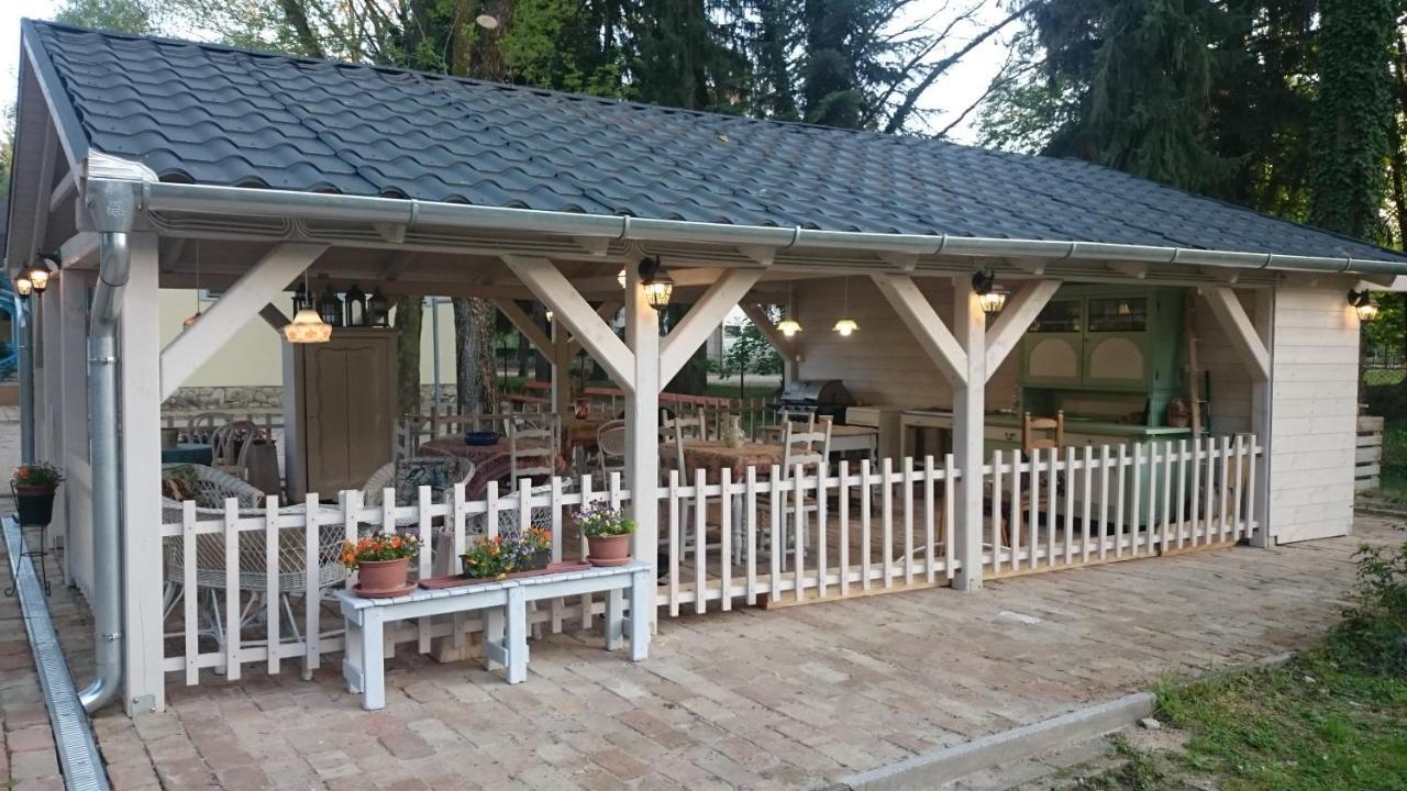 Balzsam Apartmanhaz Harkány Exterior foto