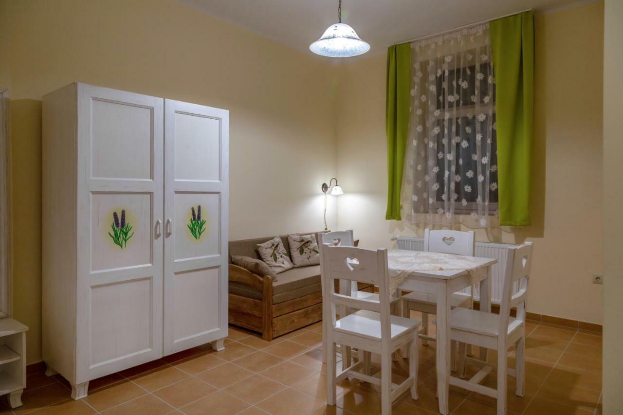 Balzsam Apartmanhaz Harkány Exterior foto