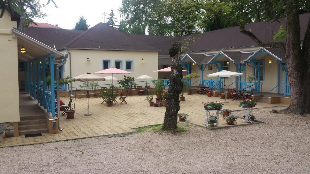 Balzsam Apartmanhaz Harkány Exterior foto